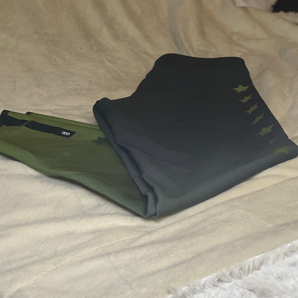 Ultracor Black and Green Leggings